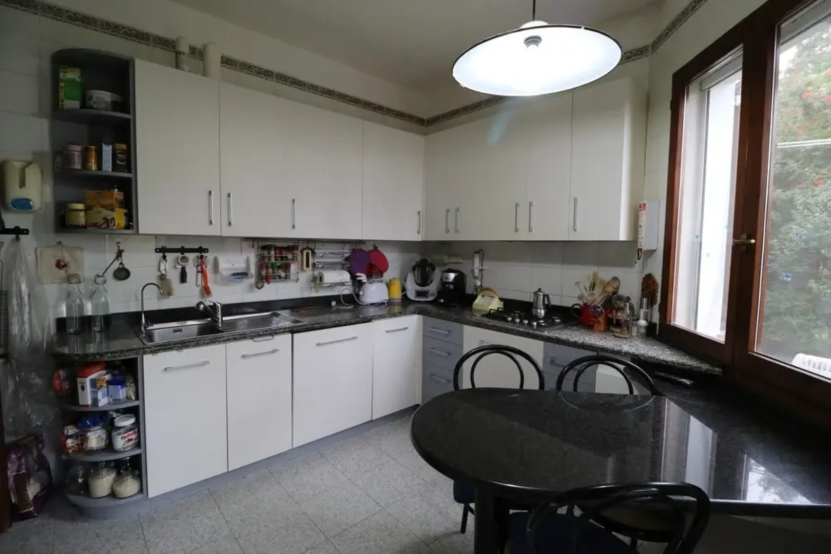 Apartment With one Bedroom in Capoterra, With Wonderful Mountain View,