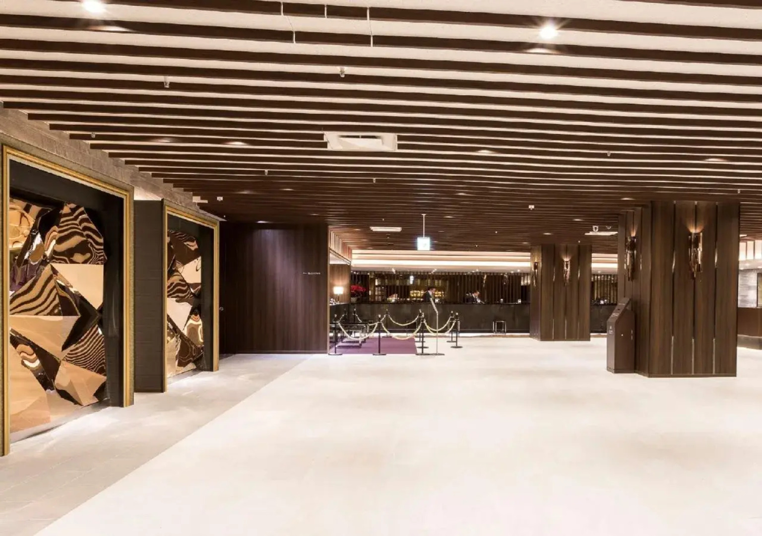 Отель Sunshine City Prince