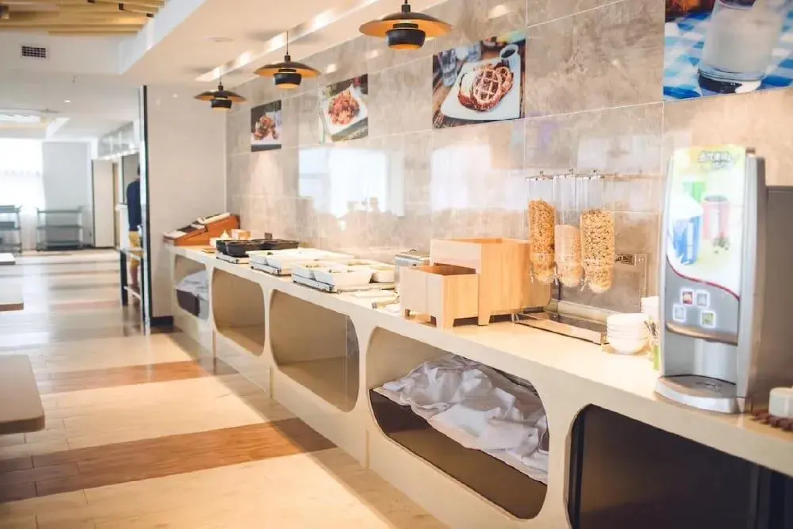 Howard Johnson Life Changrong