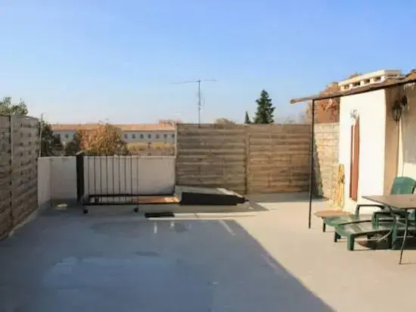 A la terrasse dAvignon