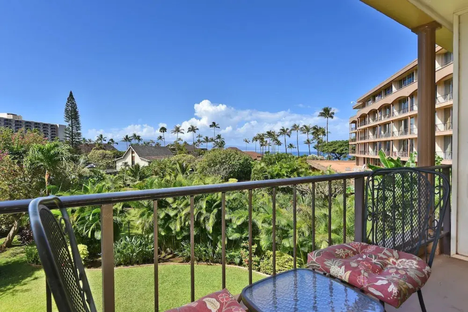 Maui Kaanapali S #a317 Studio Bedroom Condo by RedAwning