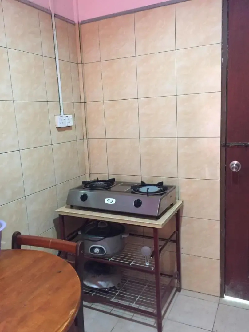 OYO Home 90349 Anique Hoemstay