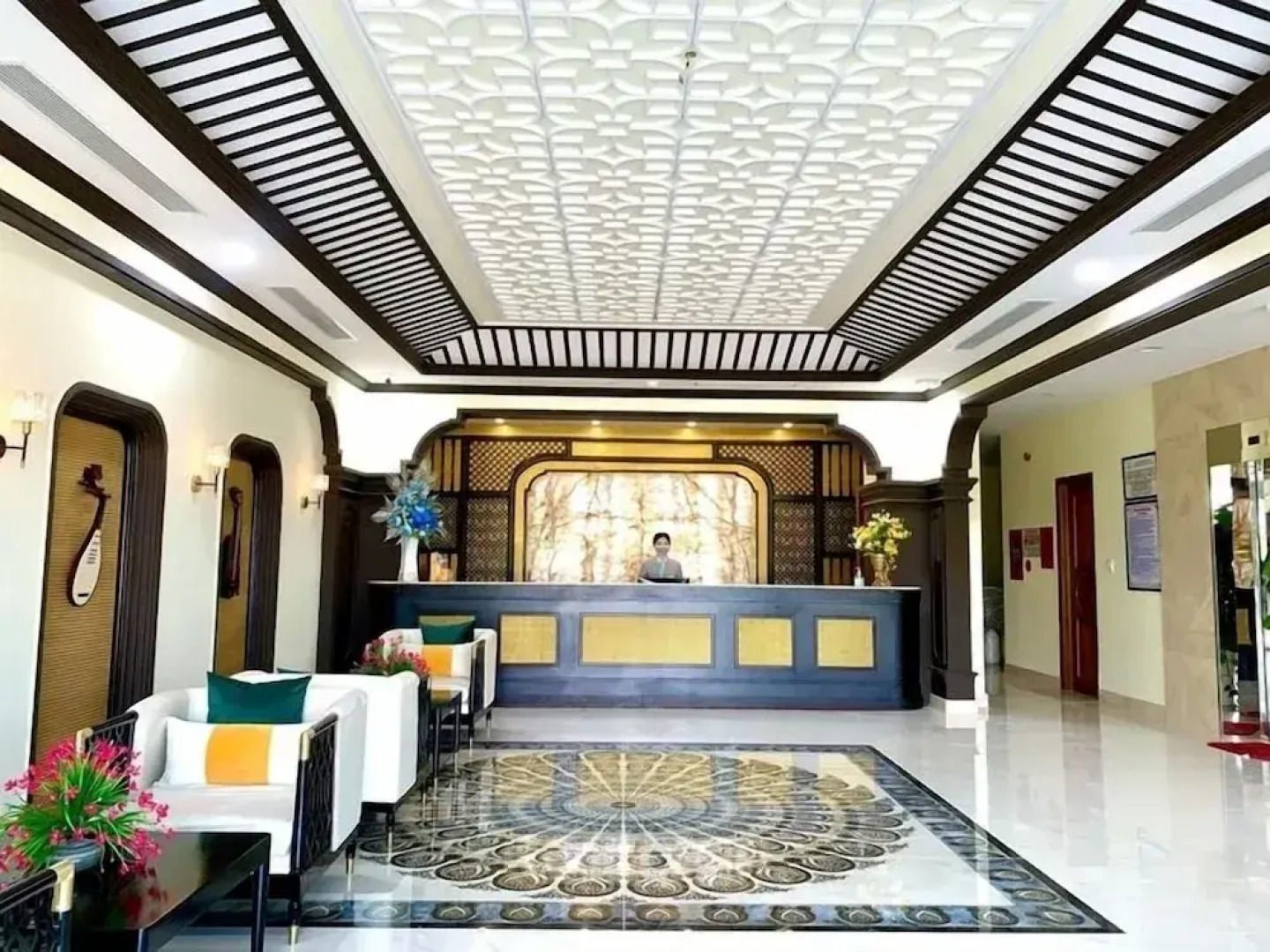 Saocharm Sài Gòn Hotel