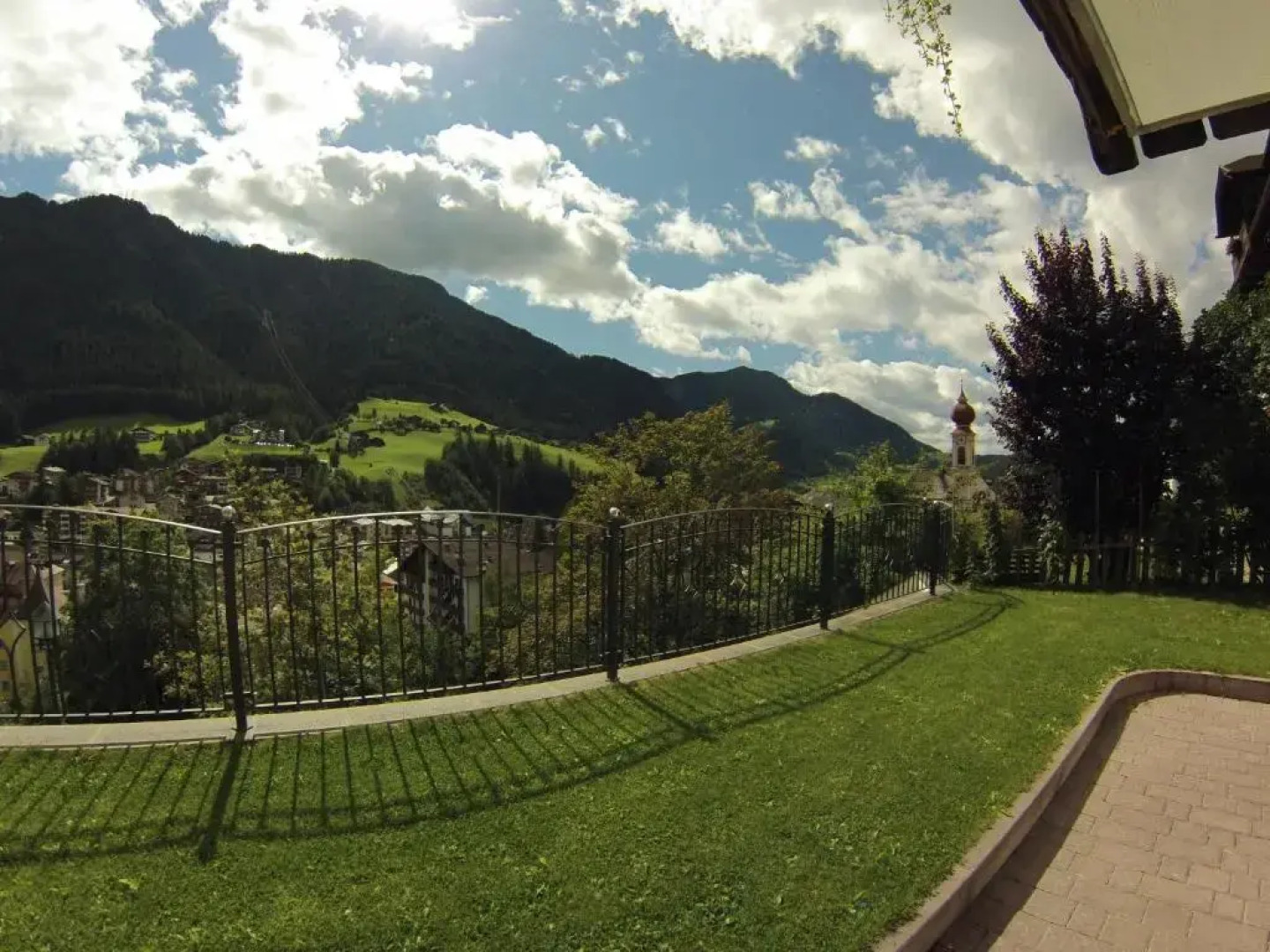 Villa Hubertus Apartments