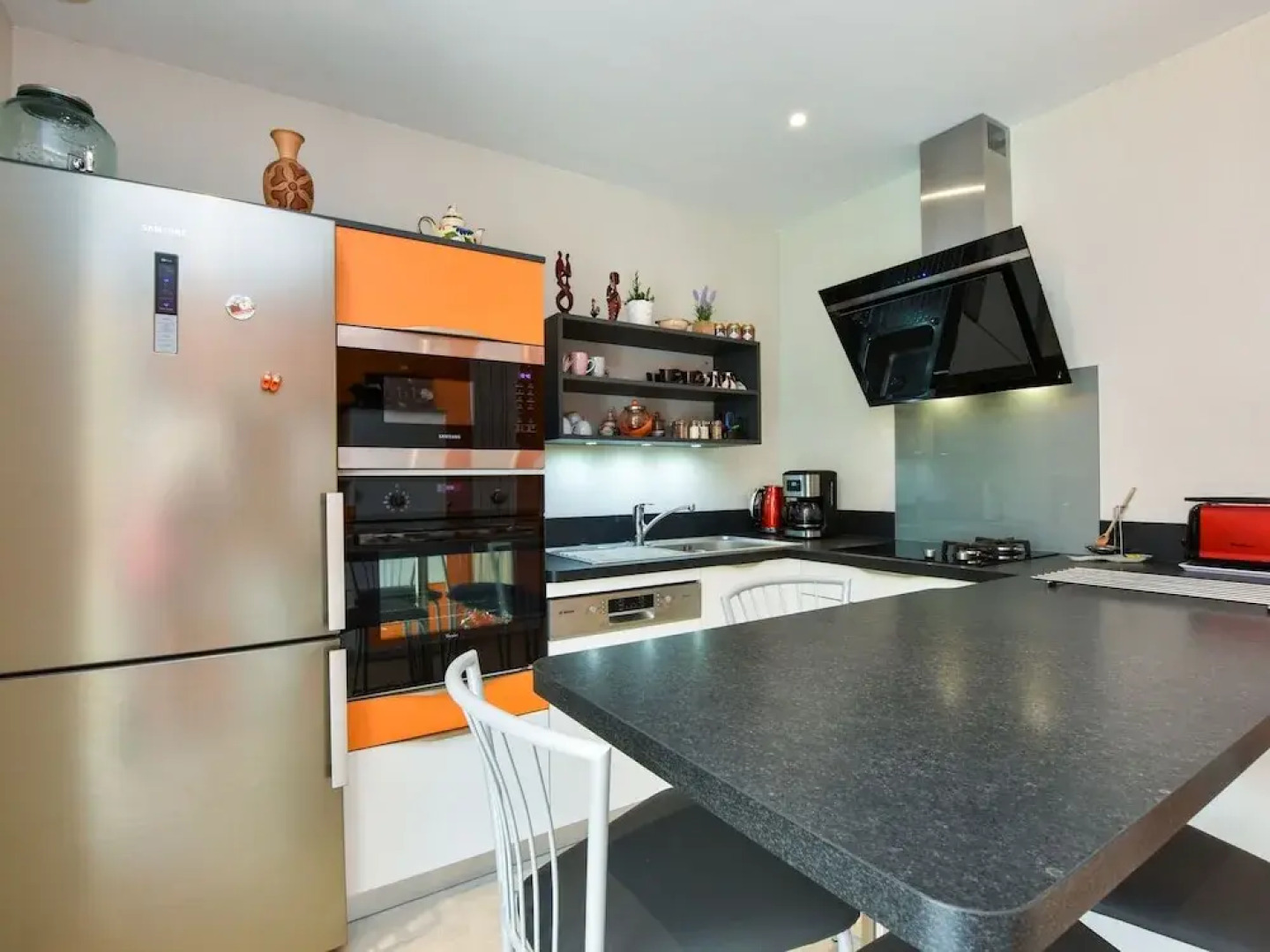 Modern House in Brittany Near the Pink Granite Coast