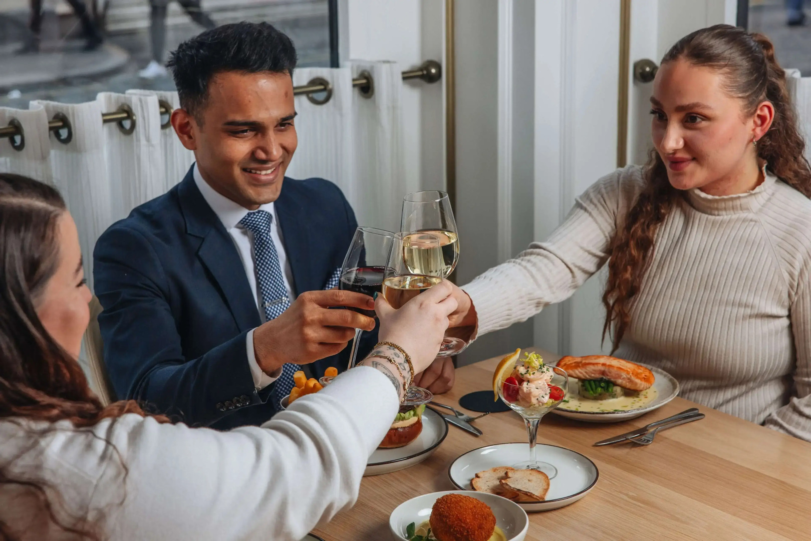 Отель Radisson Blu, London Bond Street