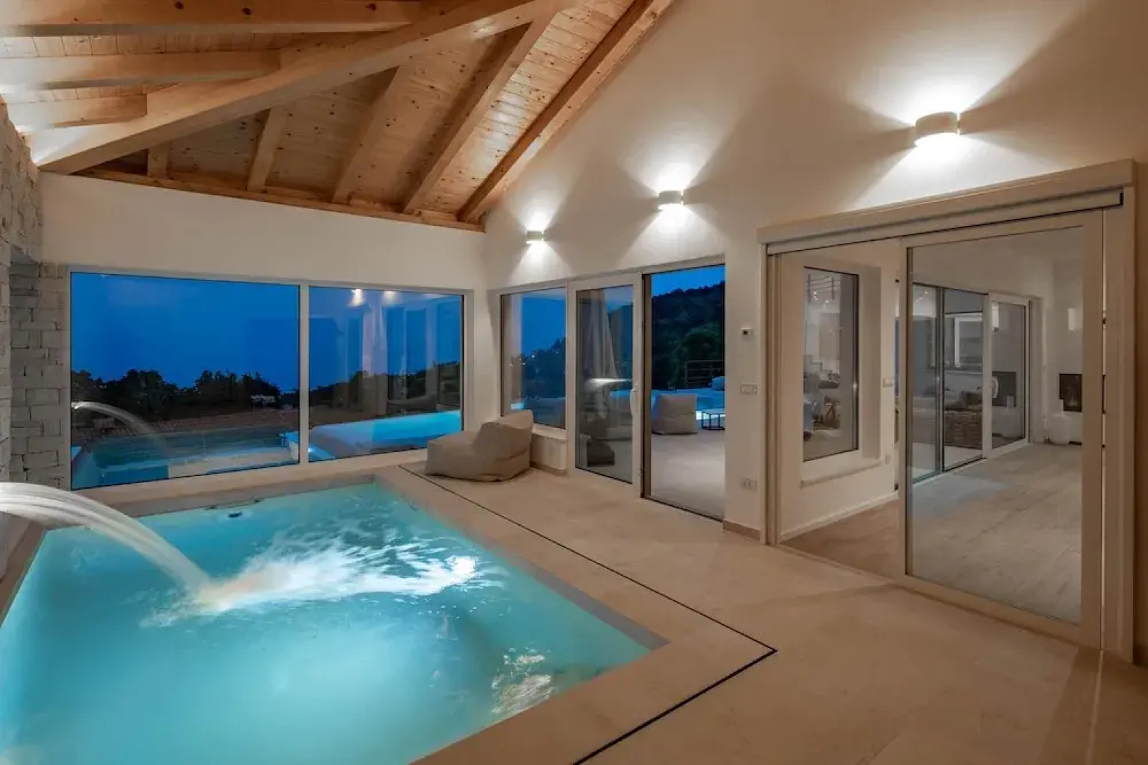 Luxury Villa Dana Indoor Pool and Sauna