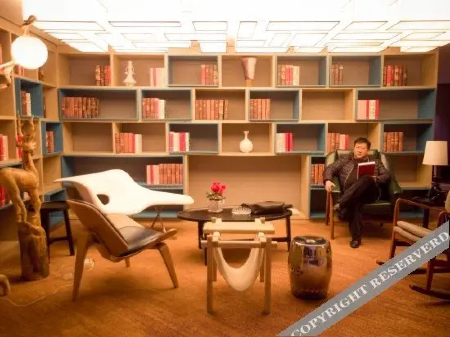 Elong Deluxe International Hotel (Yingcheng Plaza Yigou City)