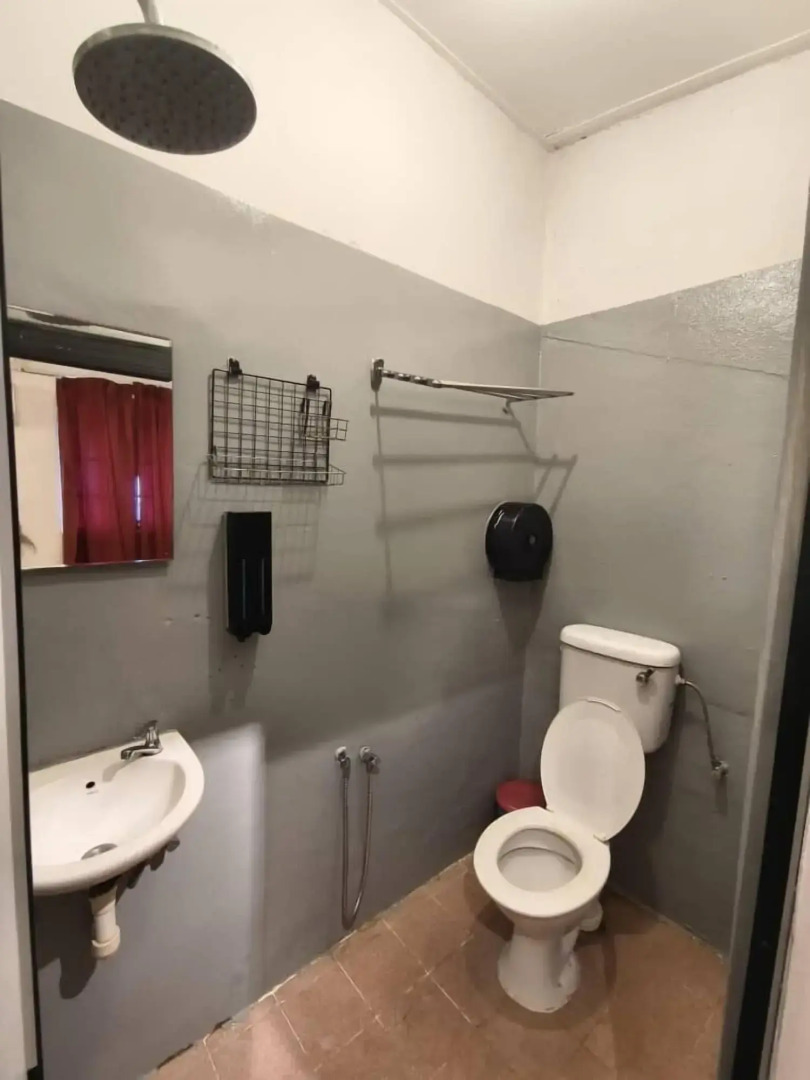 Red Inn Court - Hostel