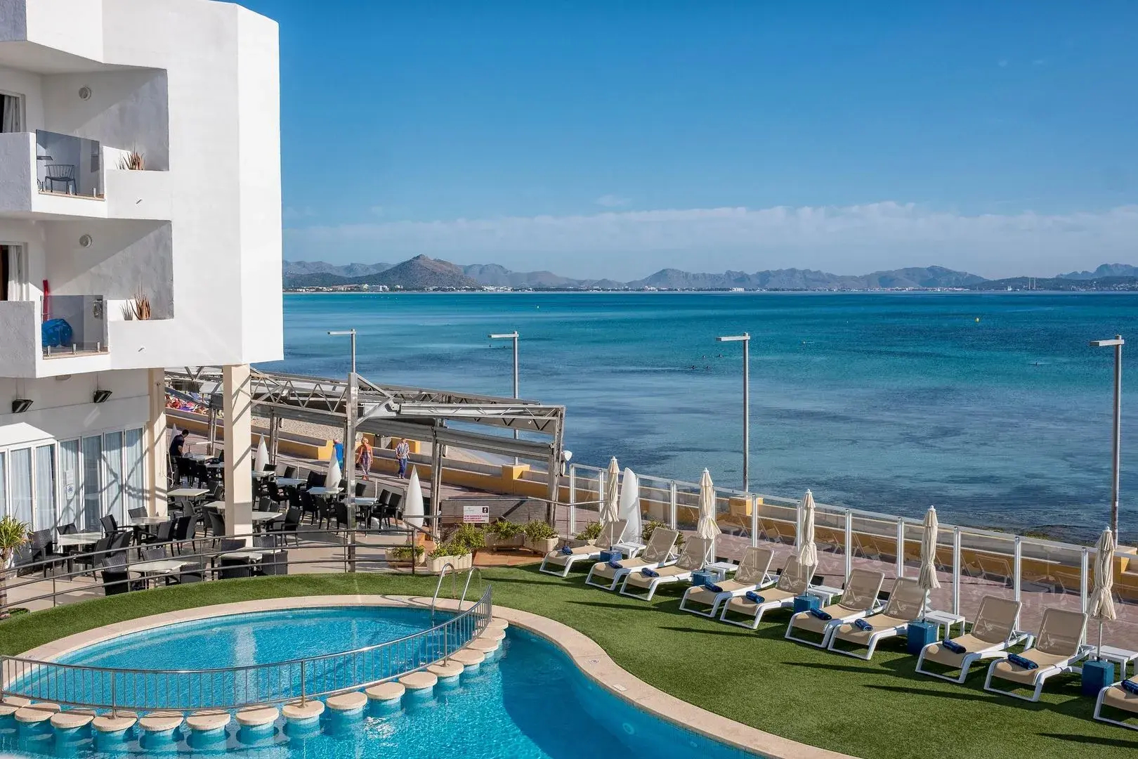 Отель THB Gran Bahia Hotel and Apartments