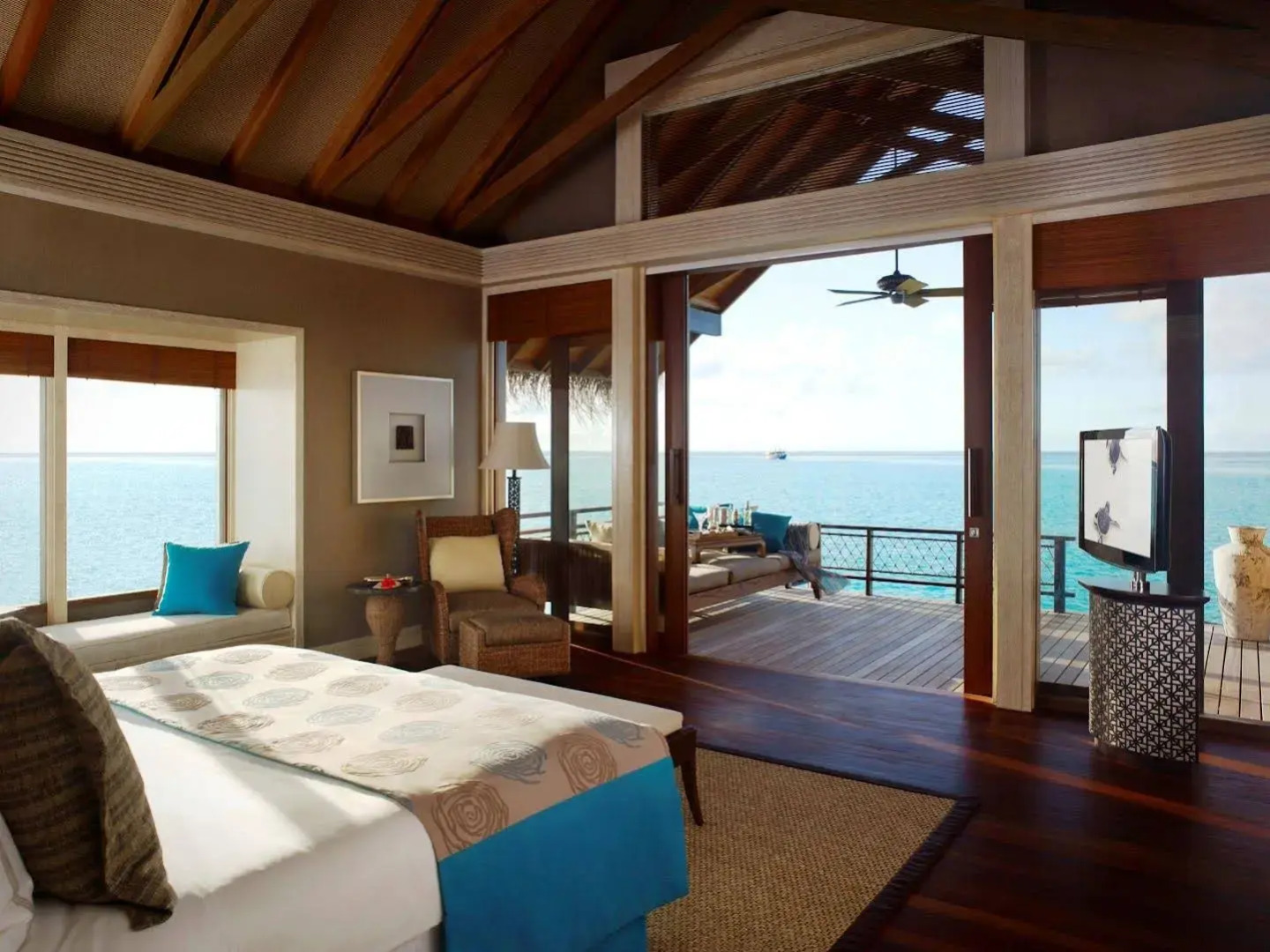 Shangri-Las Villingili Resort and Spa Maldives
