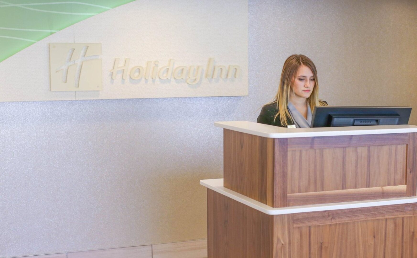 Holiday Inn Bloomington Airport South Mall Area by IHG