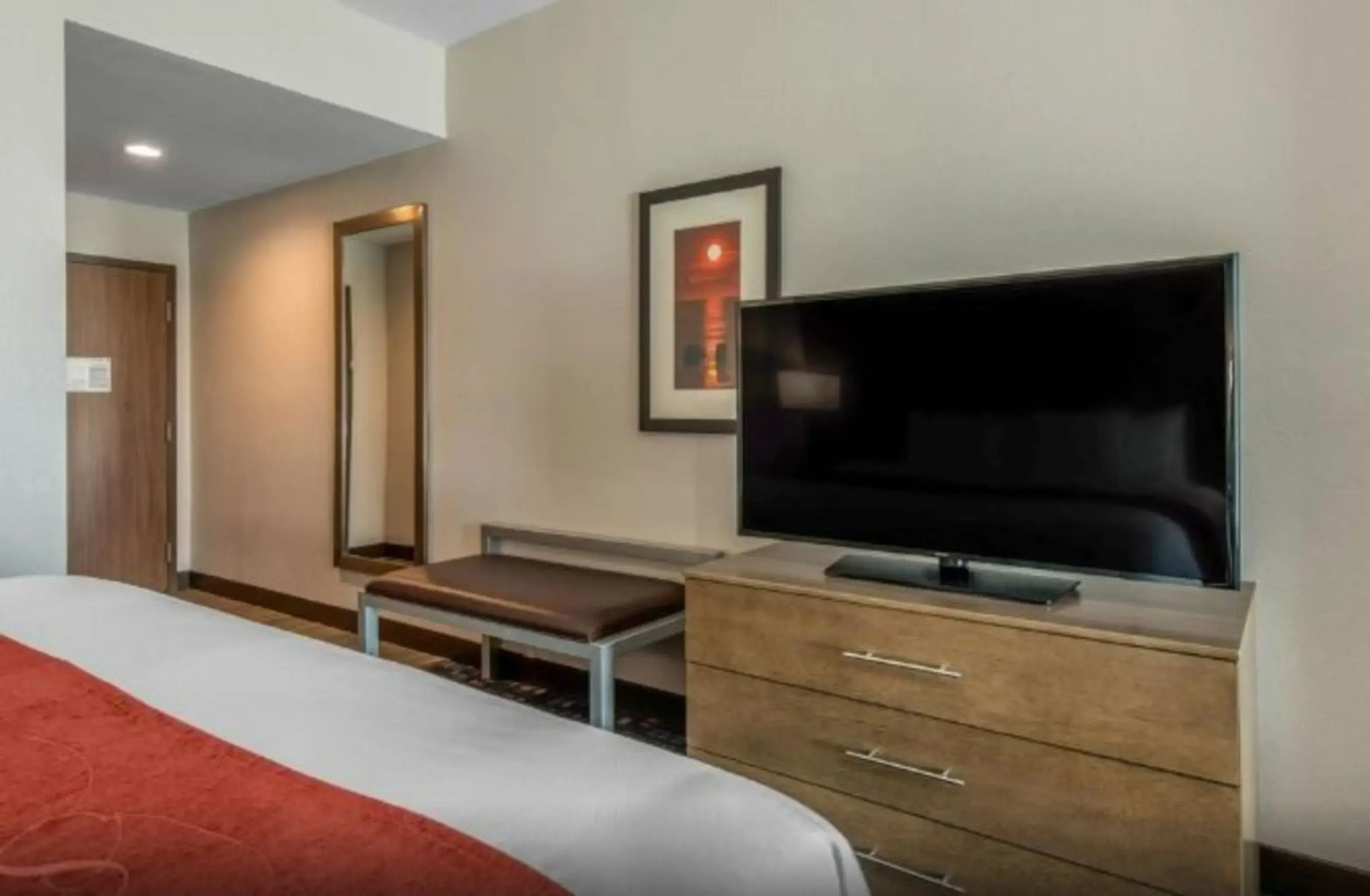 Comfort Suites Fort Lauderdale Airport & Cruise Port