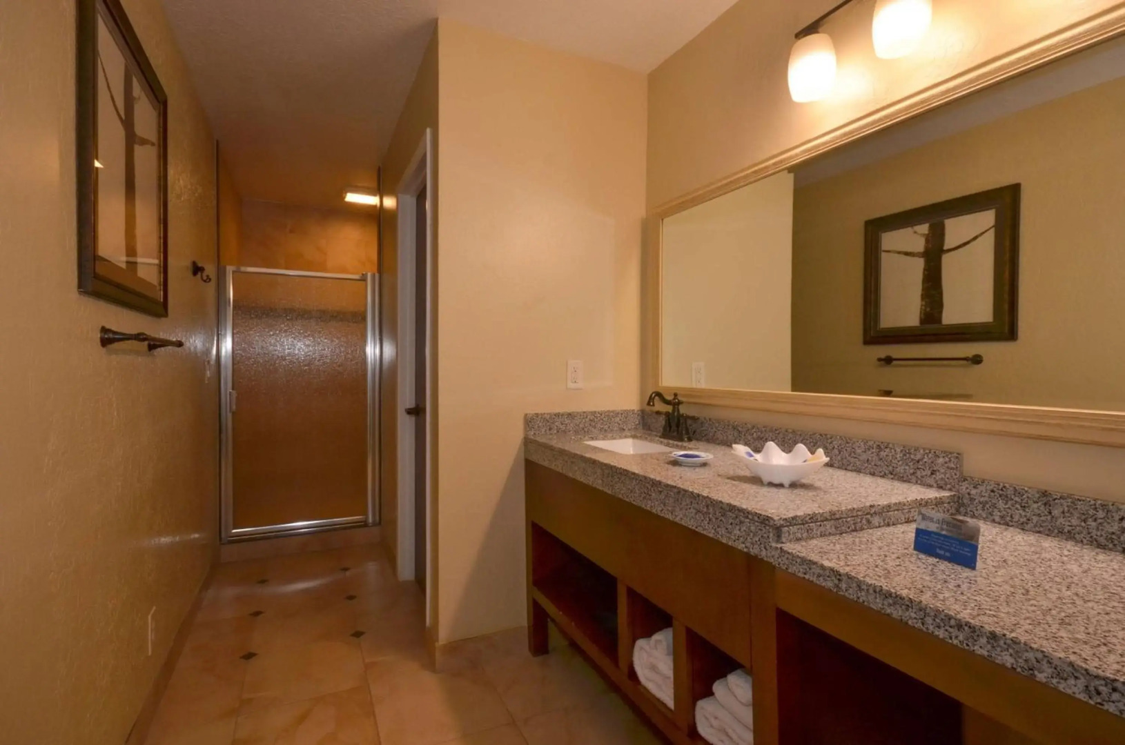 Best Western The Inn & Suites Pacific Grove