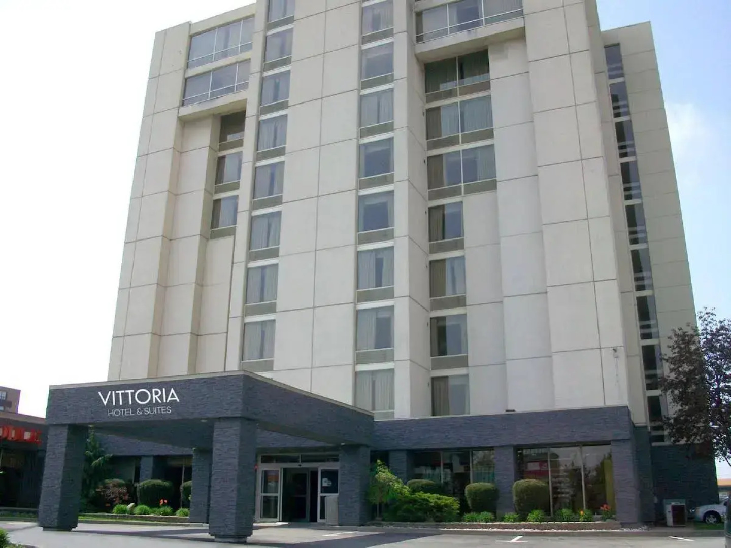 Vittoria Hotel and Suites
