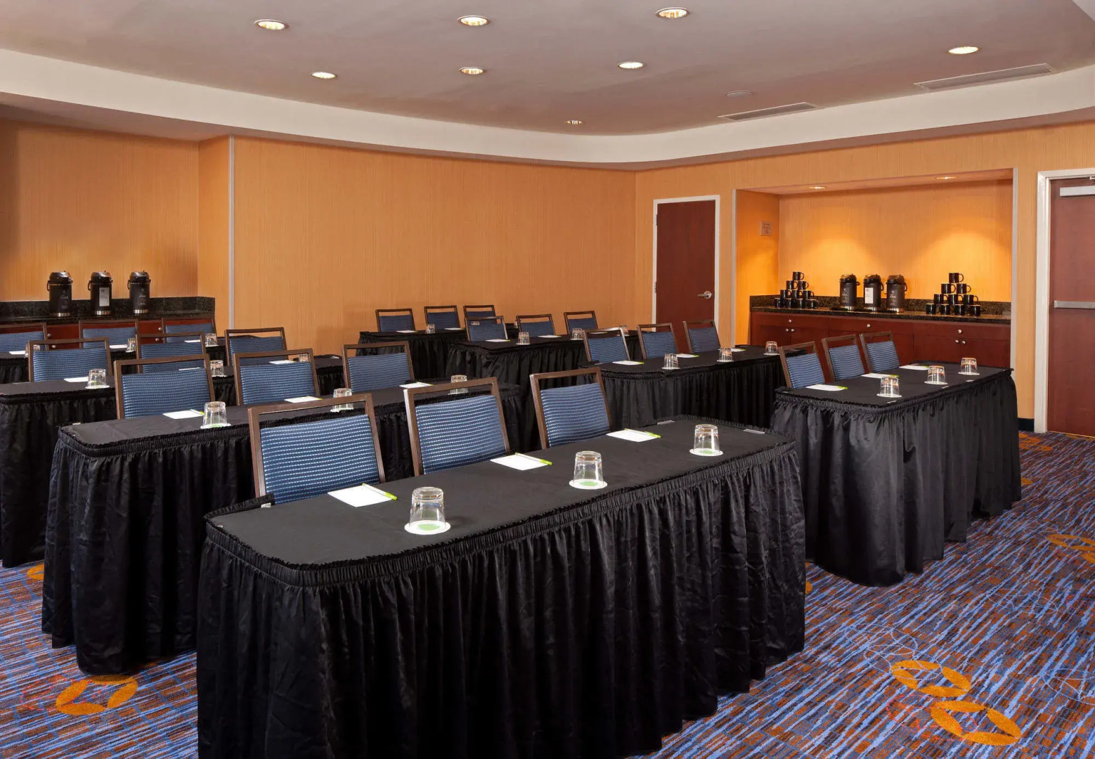 Courtyard By Marriott Farmington