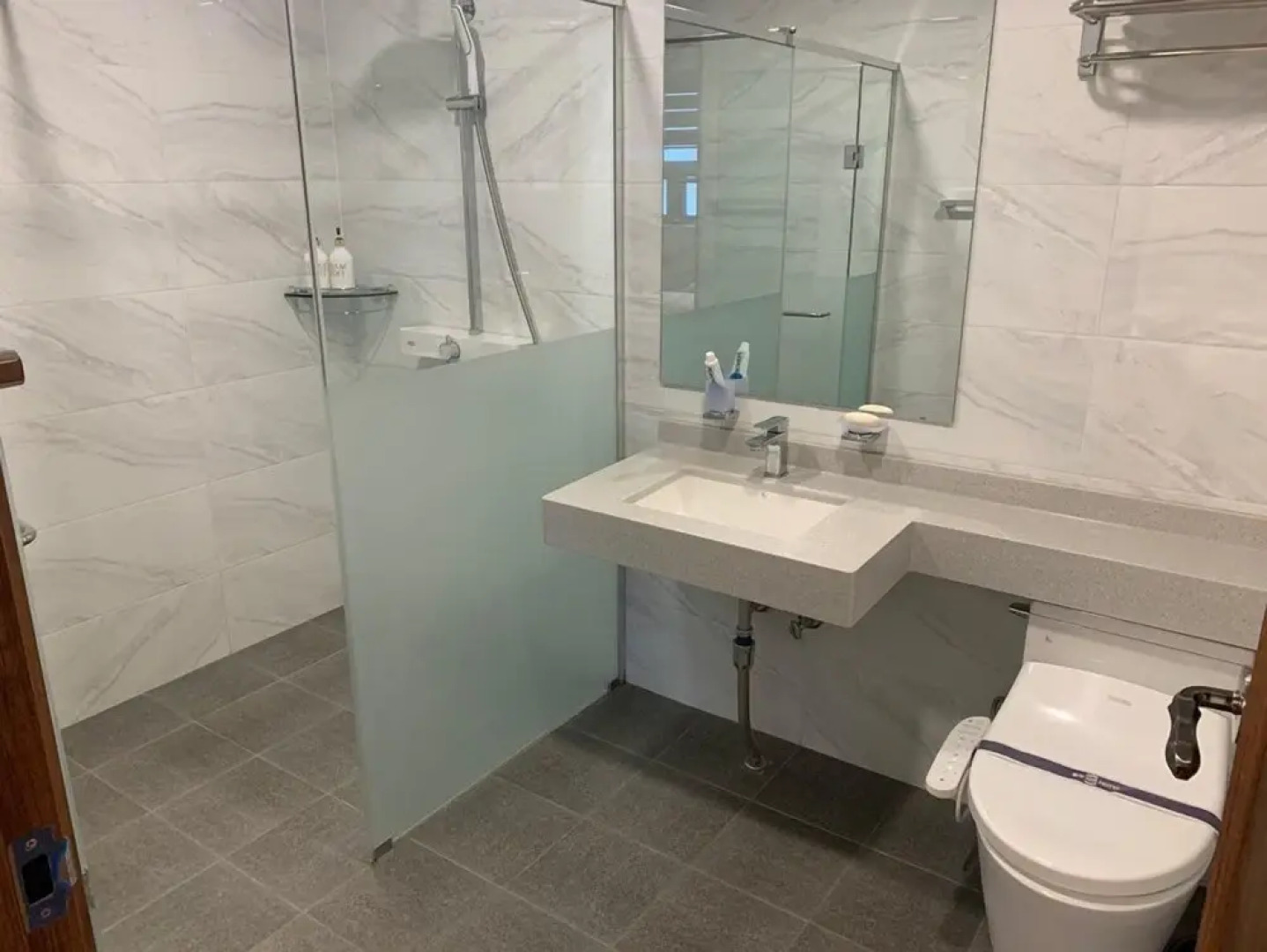 Moonkang S Spa Hotel