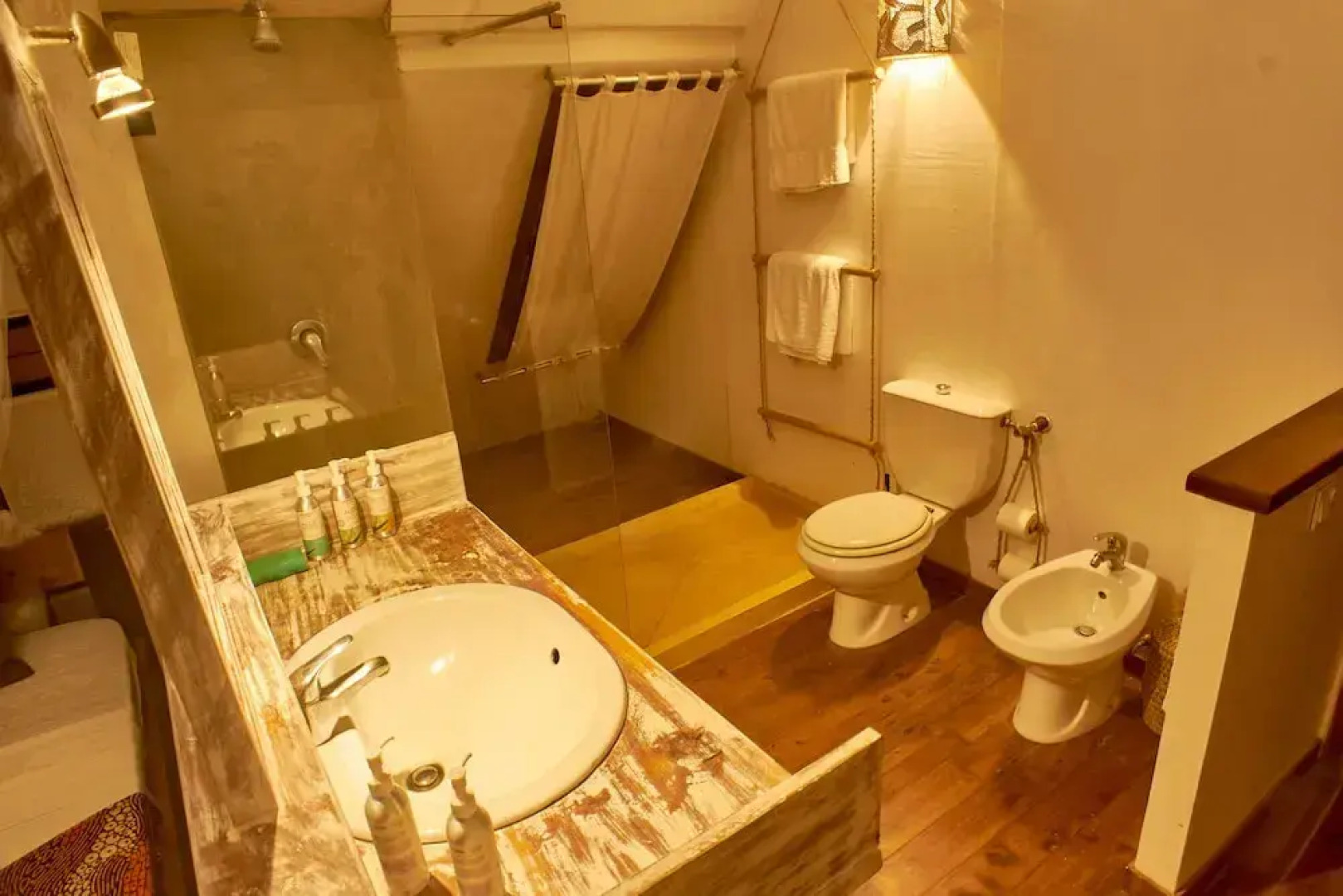 Lions House Boutique Hotel