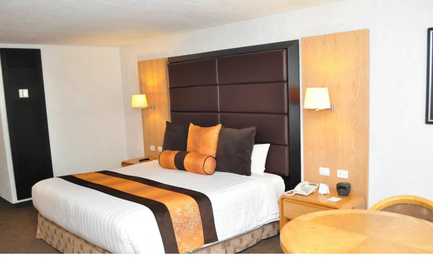 Royal Pedregal Hotel