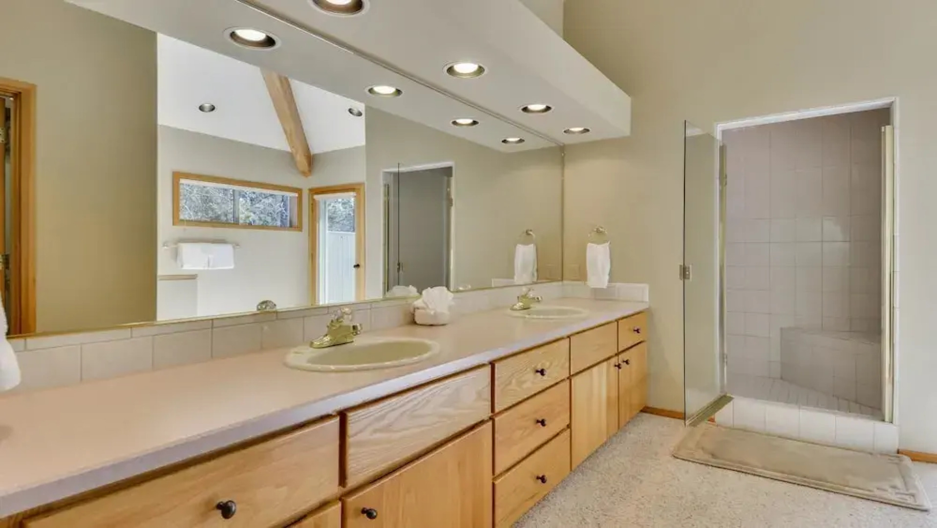 Bunker 26 Holiday Home