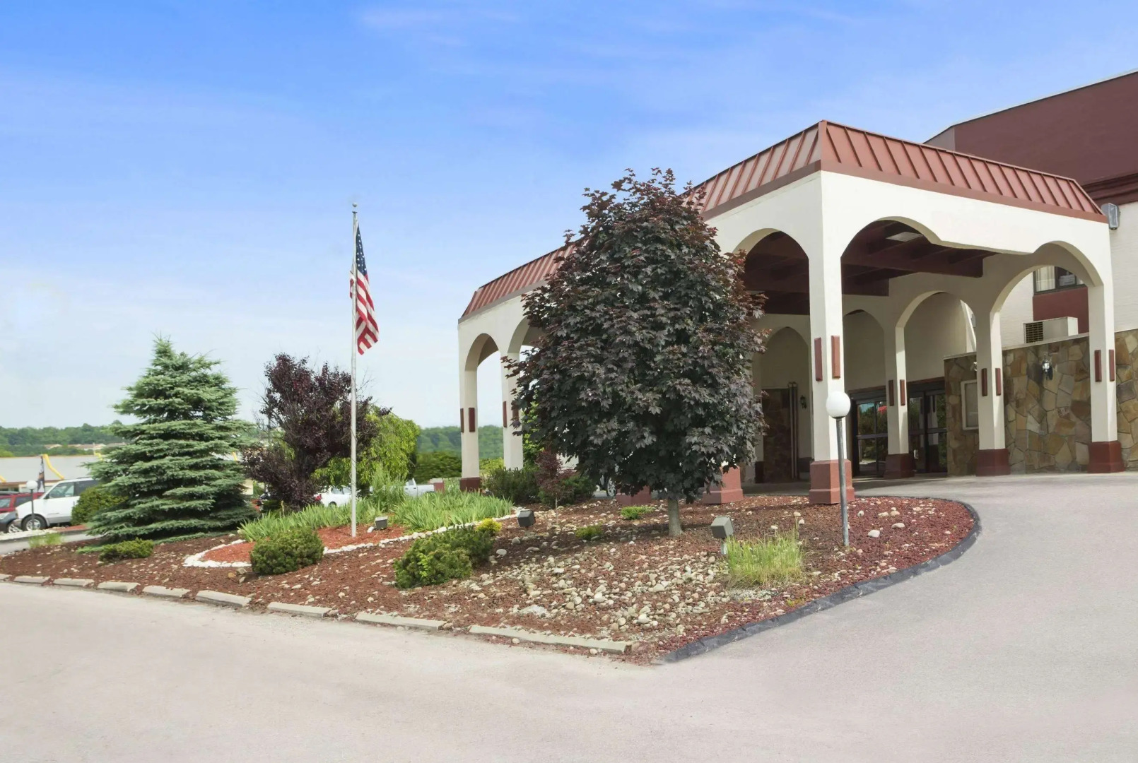 Ramada by Wyndham Pittsburgh/New Stanton