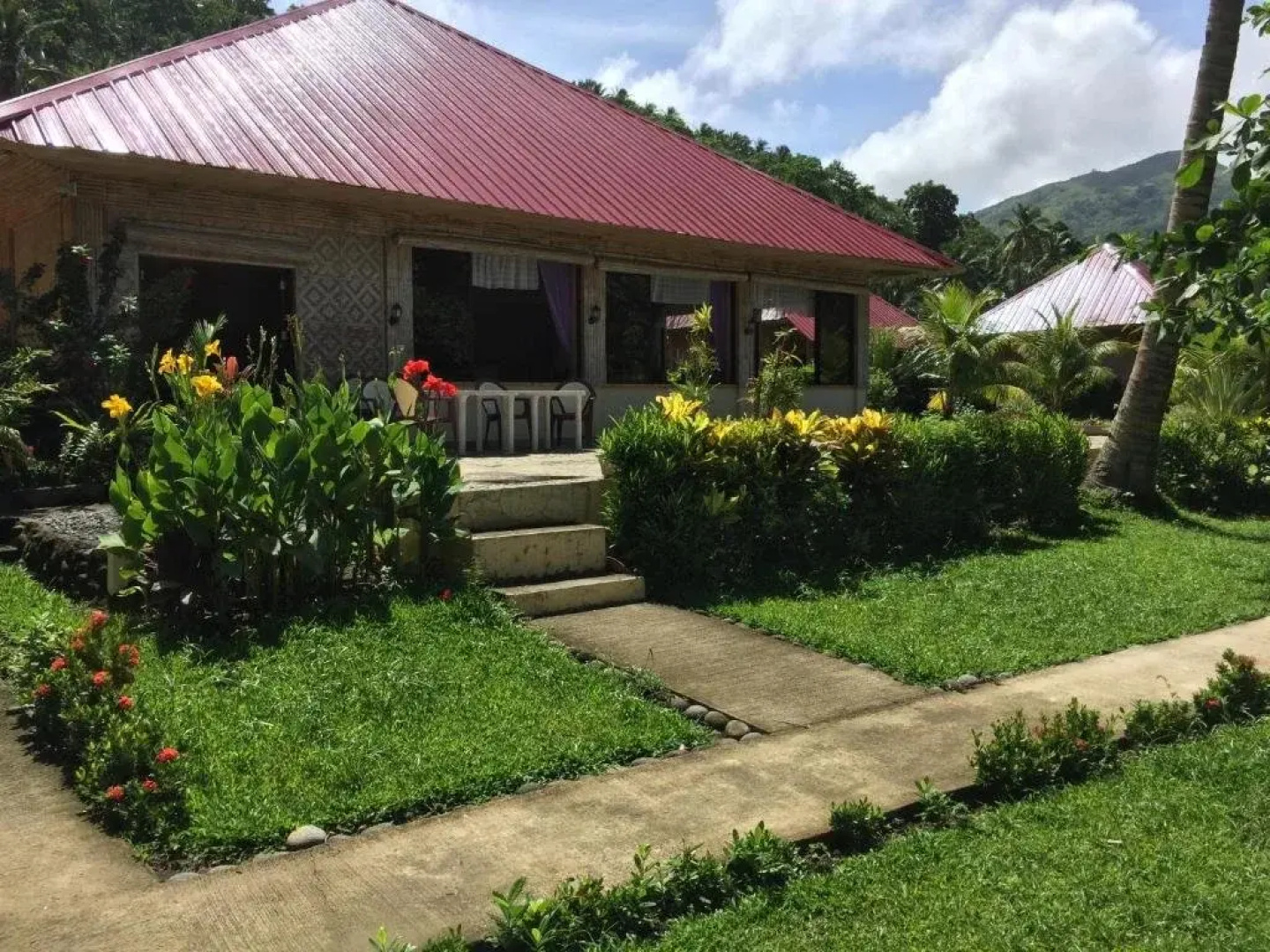 Pintuyan Dive Resort