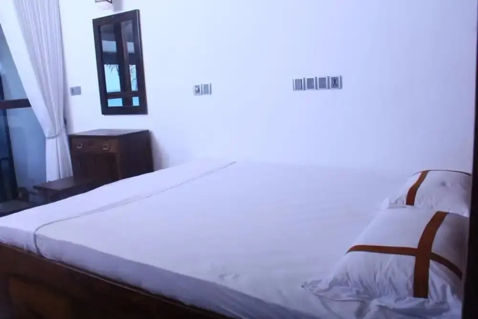 Love Birds Beach Hotel