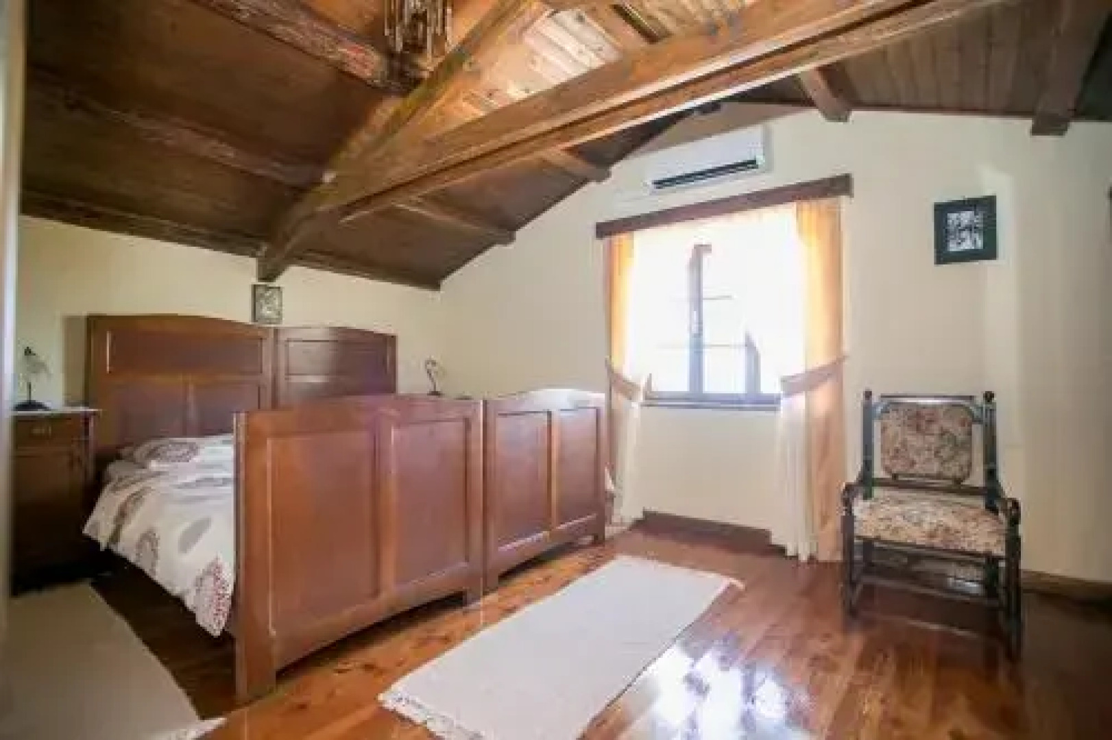 Unique Villa Bošket with Pool and Jacuzzi surrounded by Nature