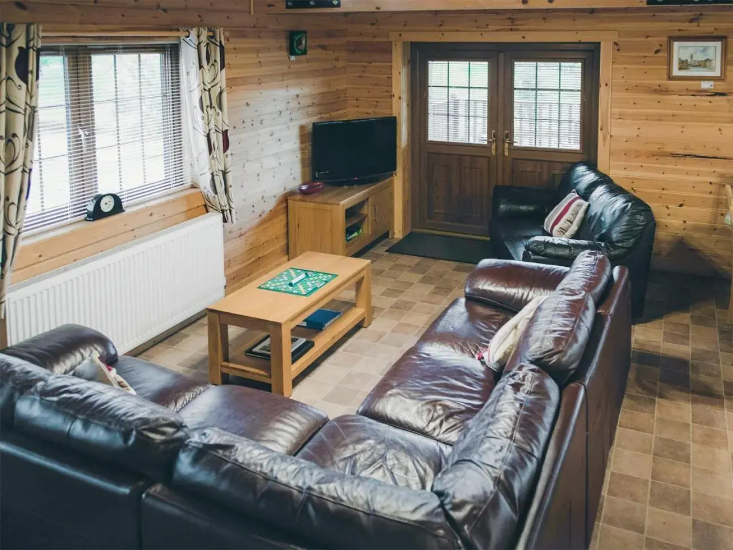 No. 6 Lake View Lodges