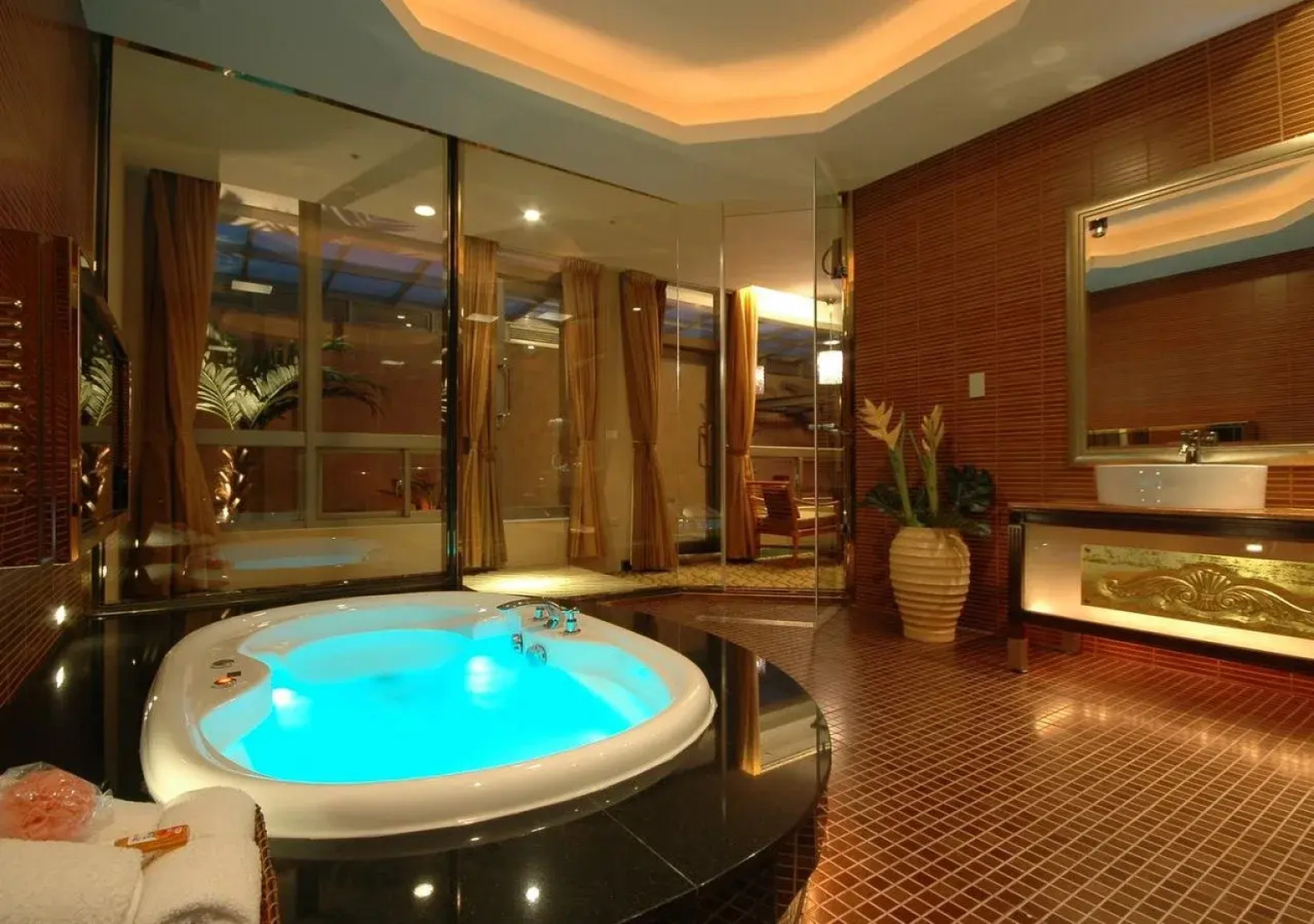 UINN RELAX HOTEL (New Taipei Linkou)