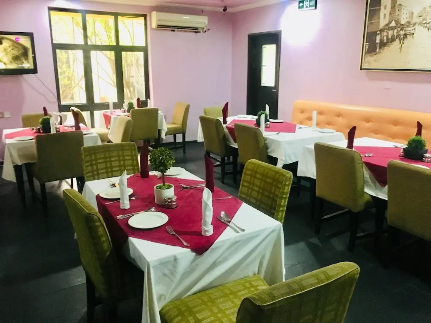 Home Gate Resort Limited