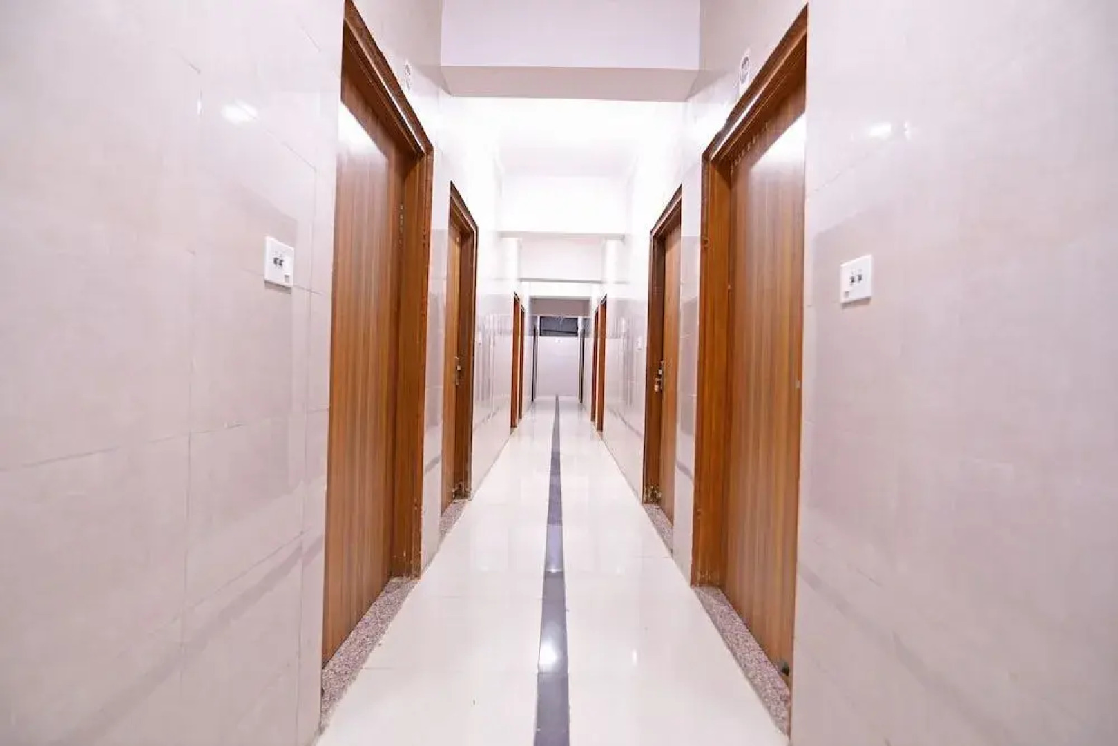 OYO 43022 Shree Raghuvar Dham