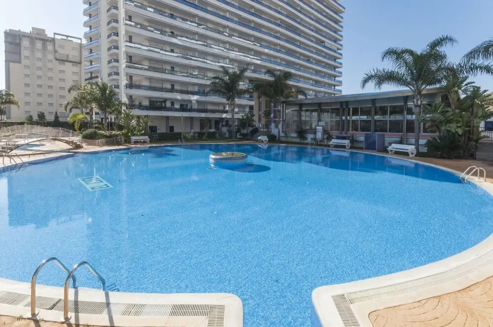Alejandrita - Apartment With Shared Pool in Playa De Gandia