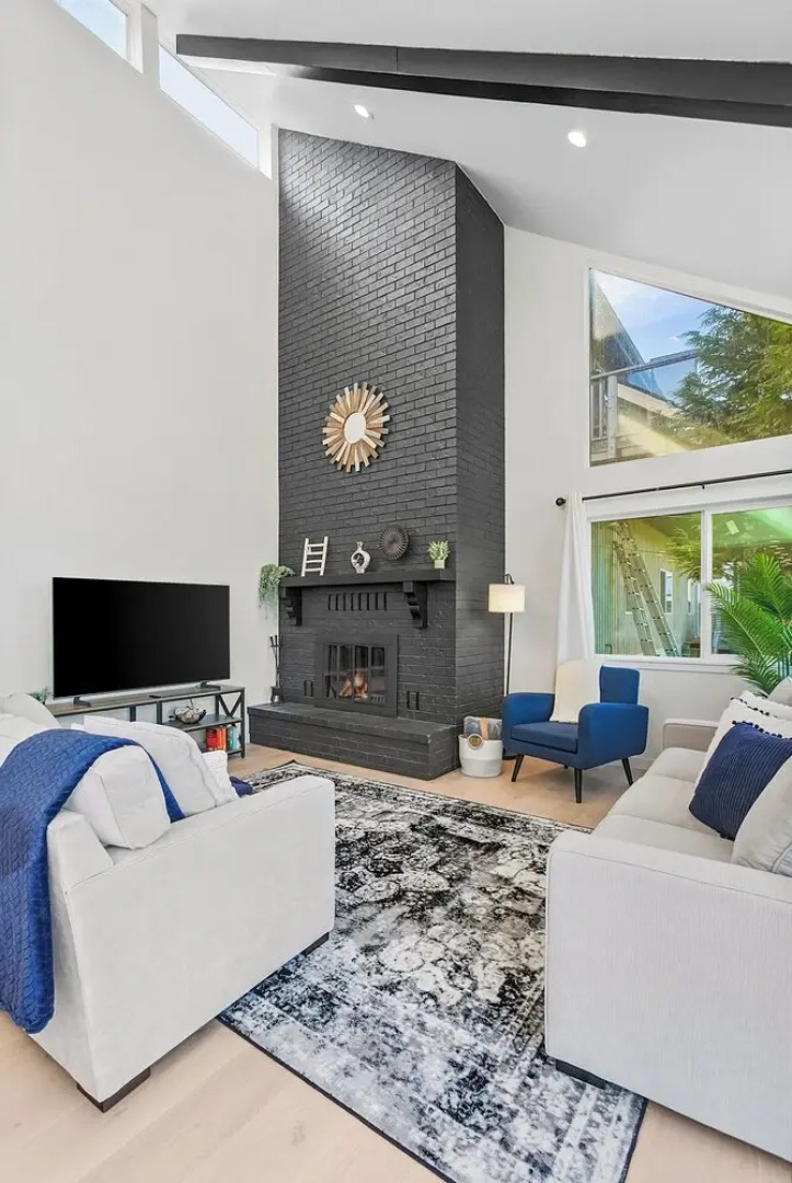 Peaceful Island Getaway Port Susan views