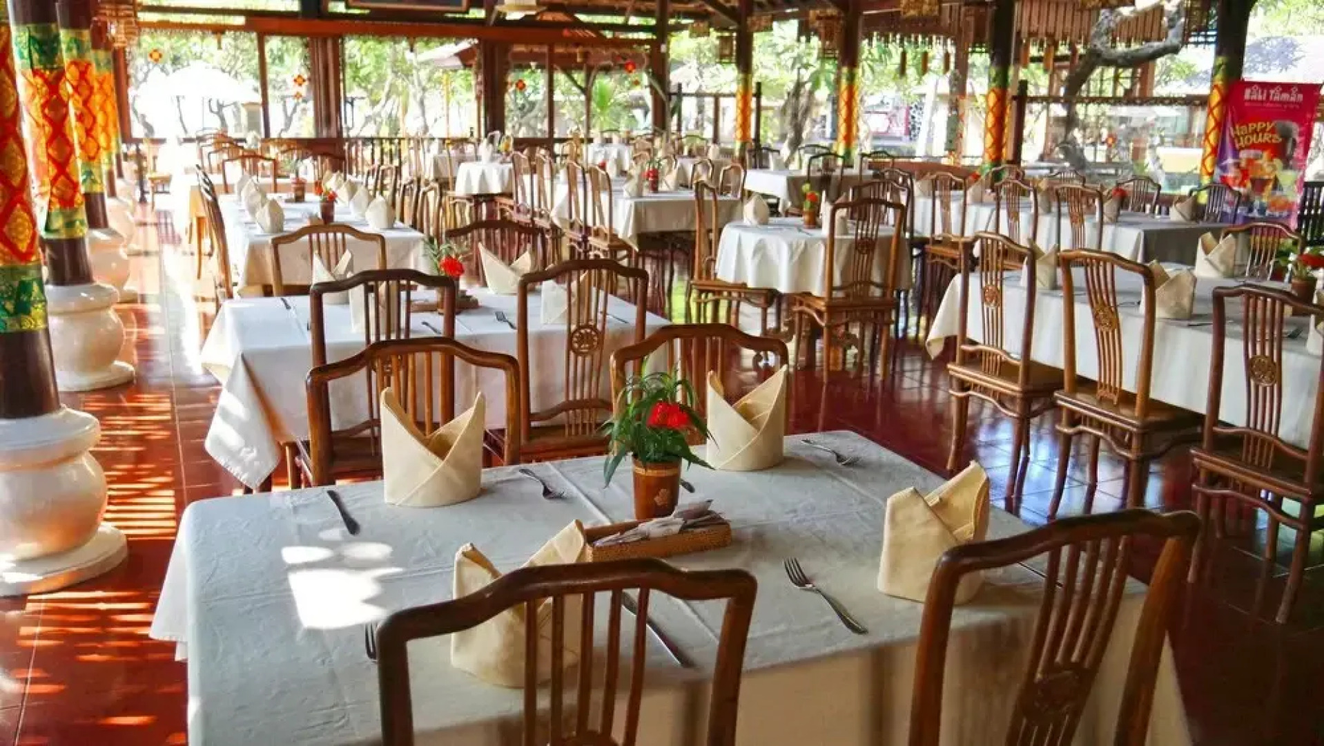 Bali Taman Lovina Resort and Spa Suites