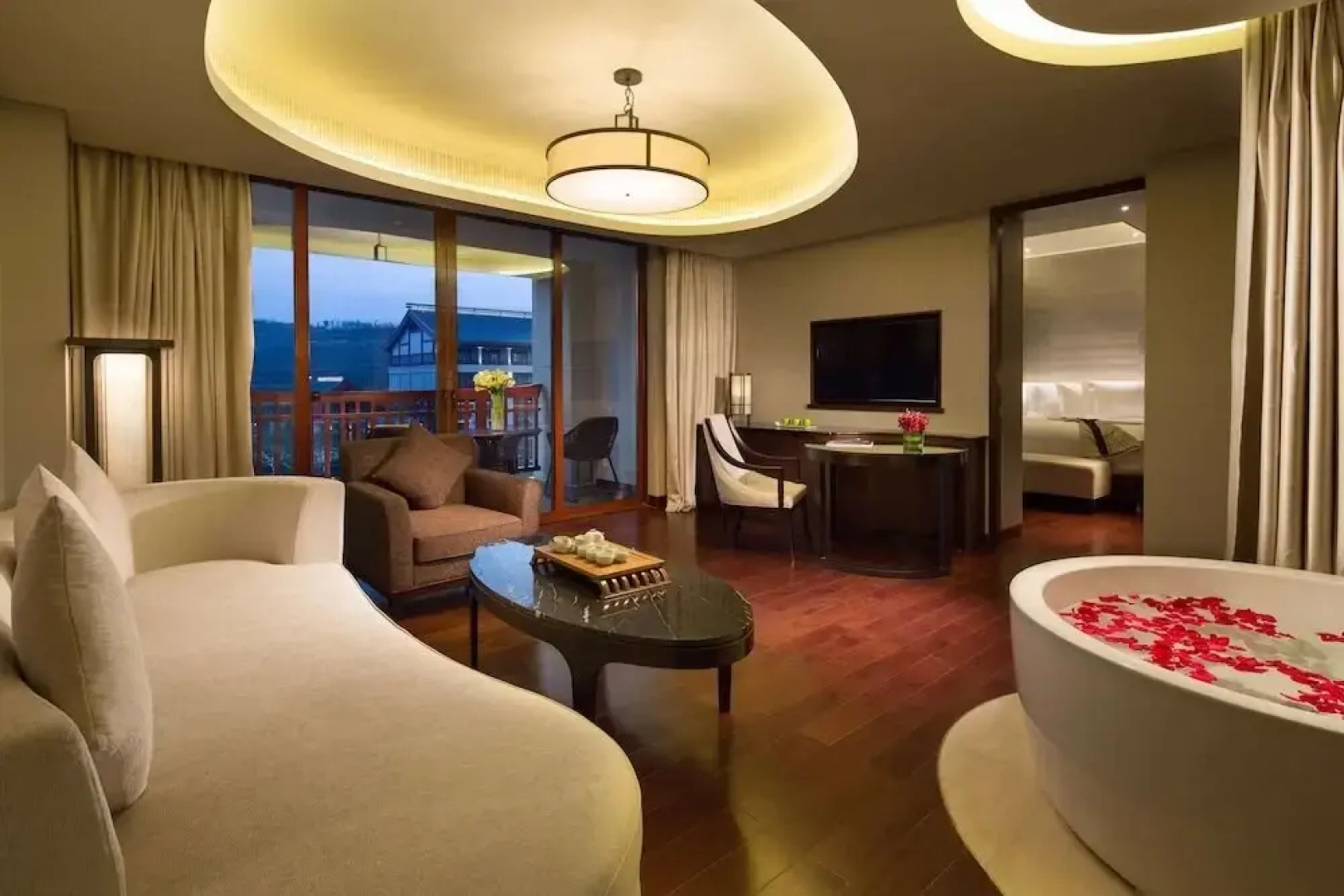 Angsana Xian Lintong