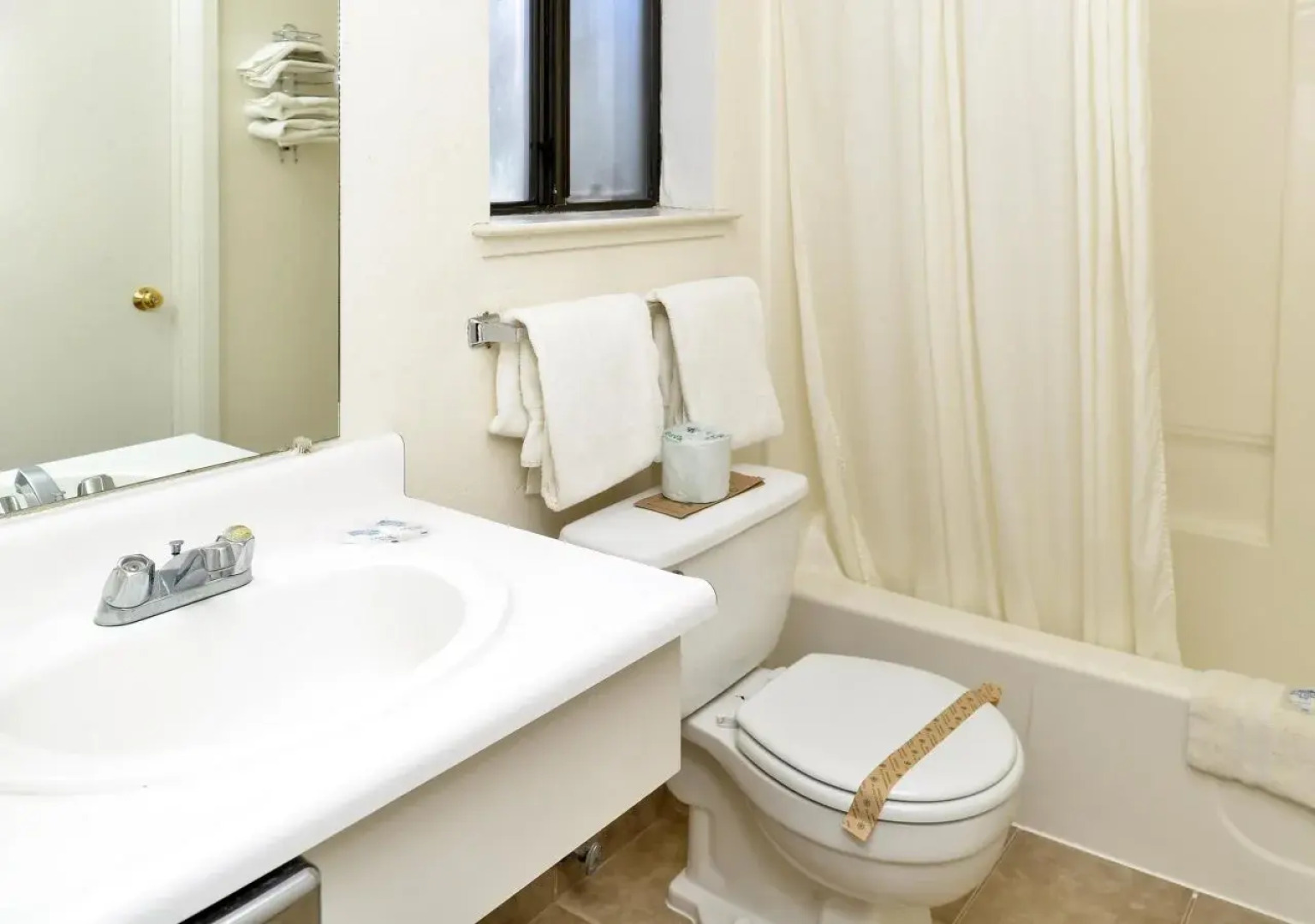 Americas Best Value Inn & Suites Clearlake Wine Country