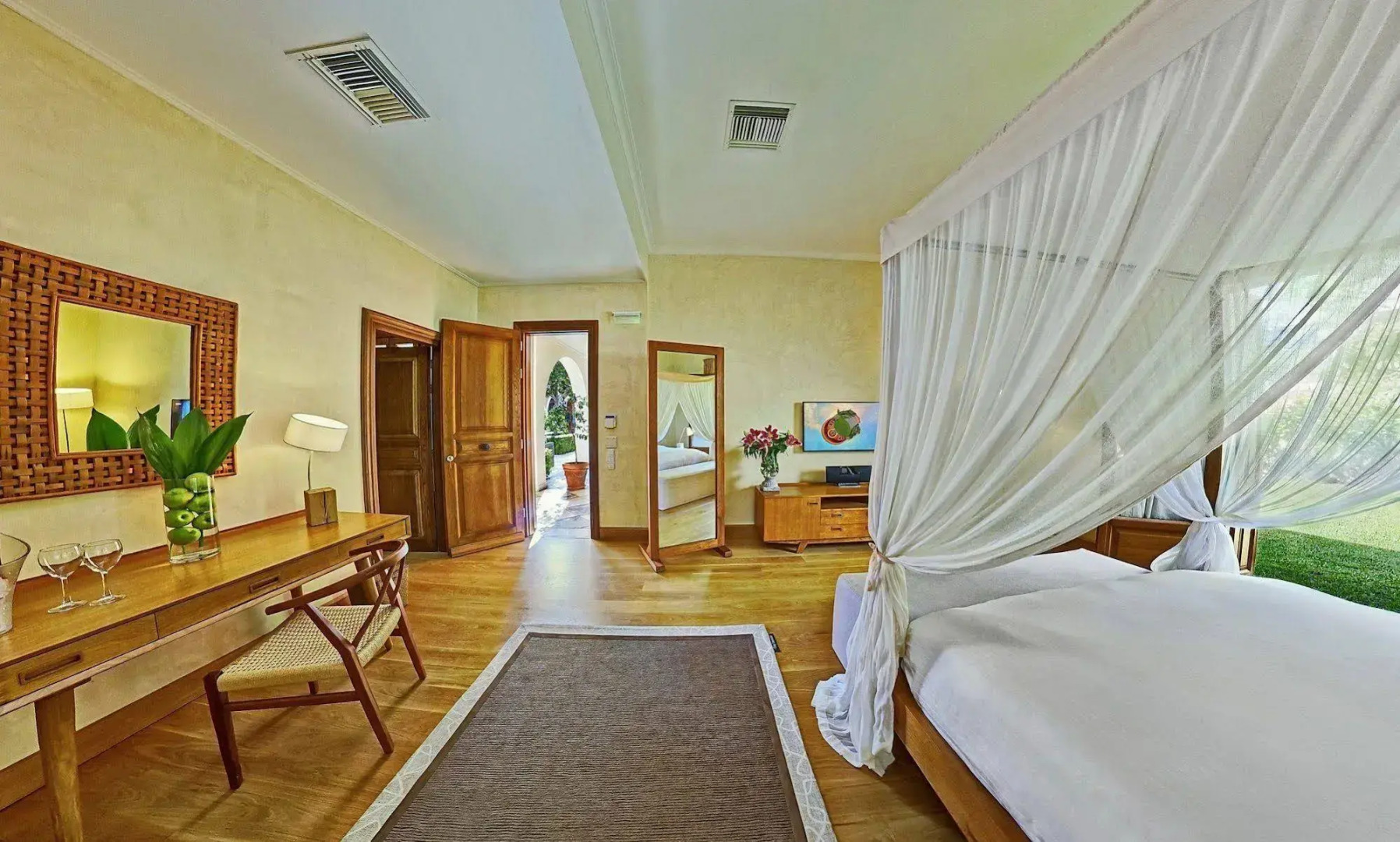 Villa Veneziano – Suites & Villa.