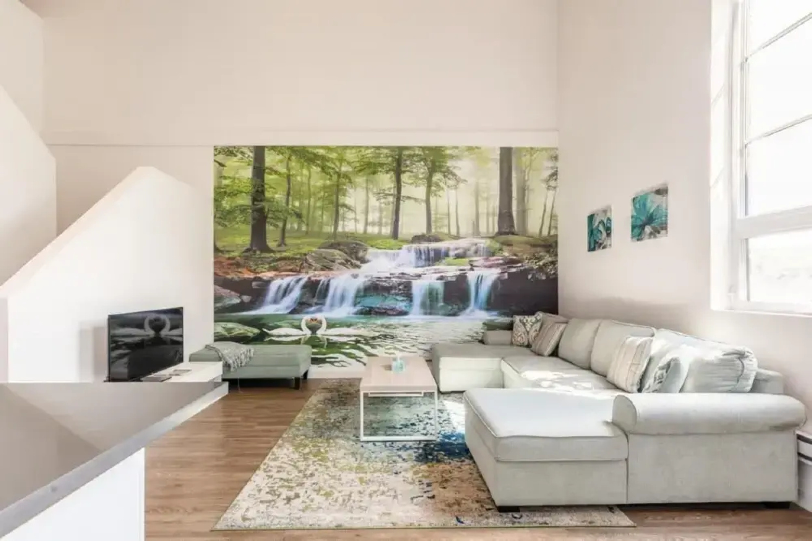 Spacious 2Br Dundurn Loft Rooftop Terrace Parking Gym
