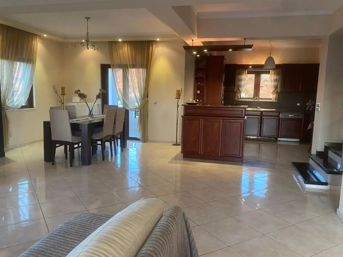 The high level Villa with amazing views 5'from falassarna!