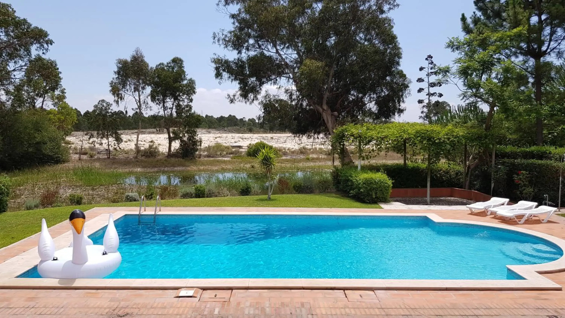 Villa Sequoia - Beach and Lake Private Holidays