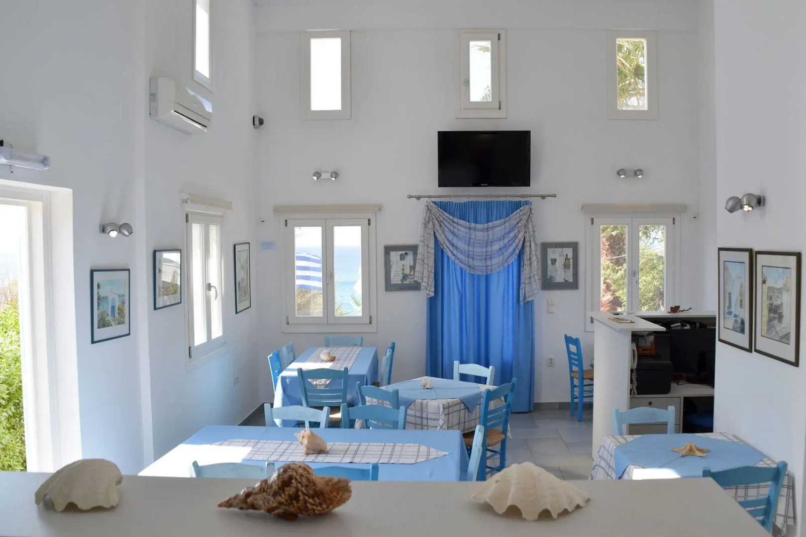 Agnadi Syros Beachfront Studios & Rooms