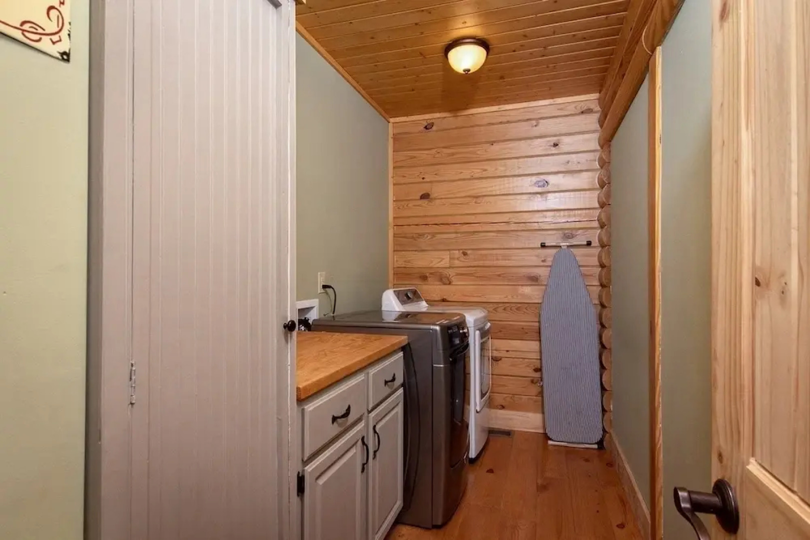 Stairway to Heaven - 4 Br Cabin