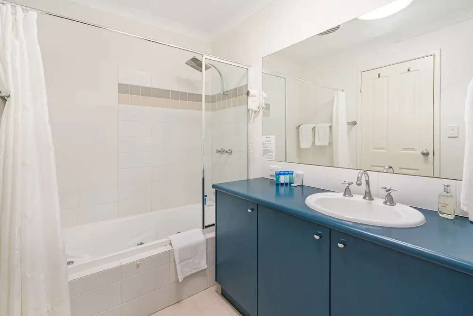 Beachside Breakaway U54 Cape View Resort