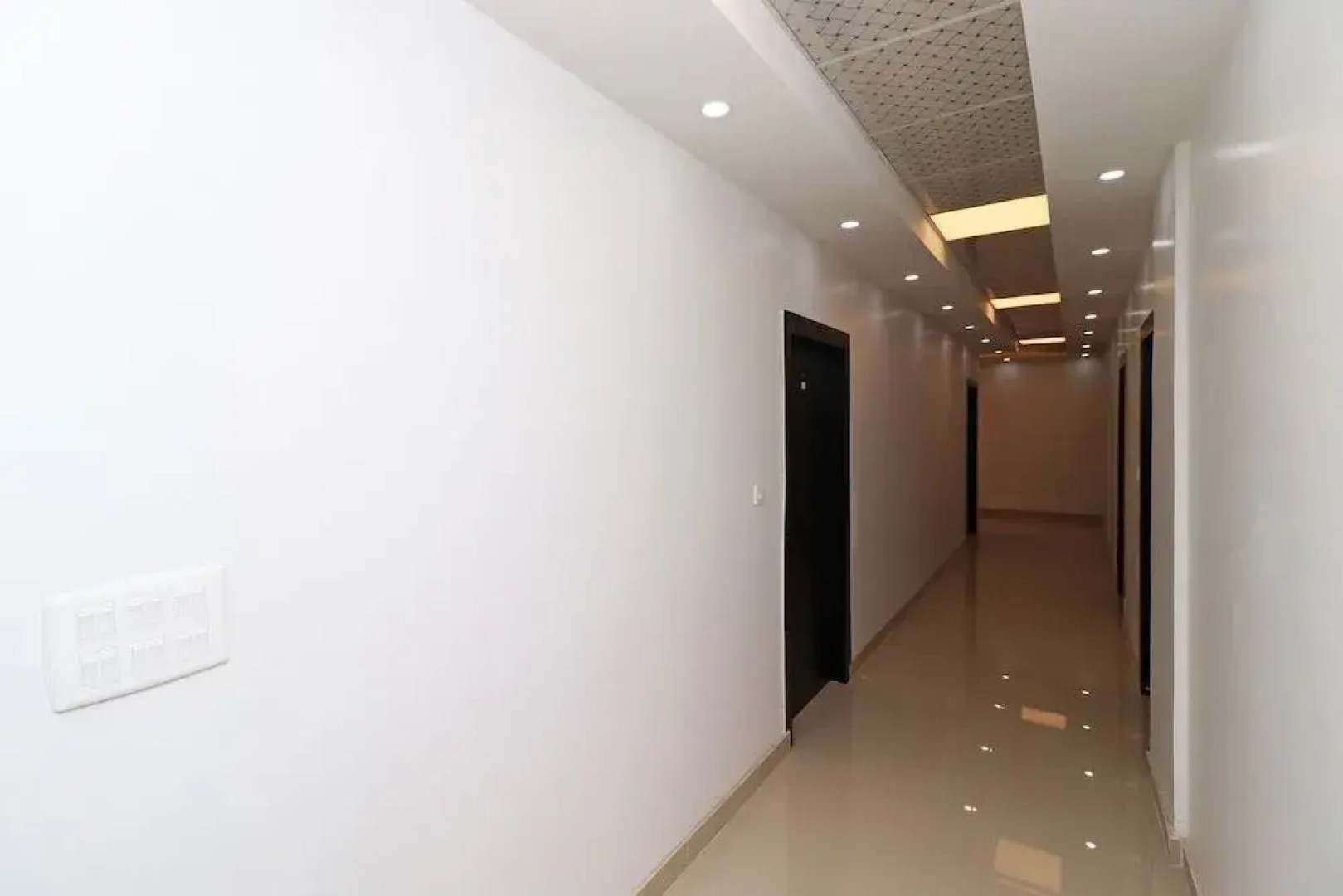 SPOT ON 37815 Stay N Style