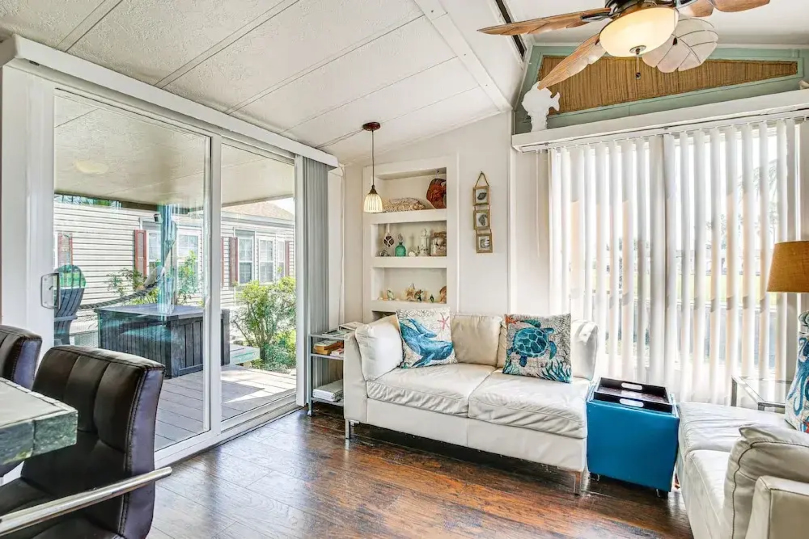 Resort-style Perks & Deck at Port Isabel Home!