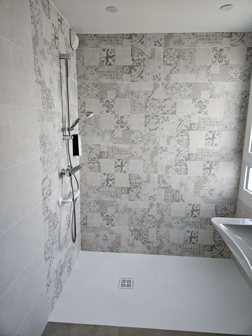 Kyriad NIORT - Espace Mendes-France