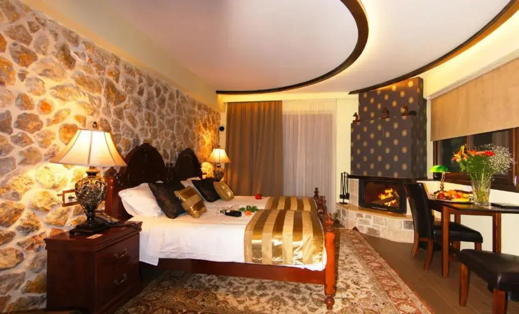 Arhontopetra Suites & Spa