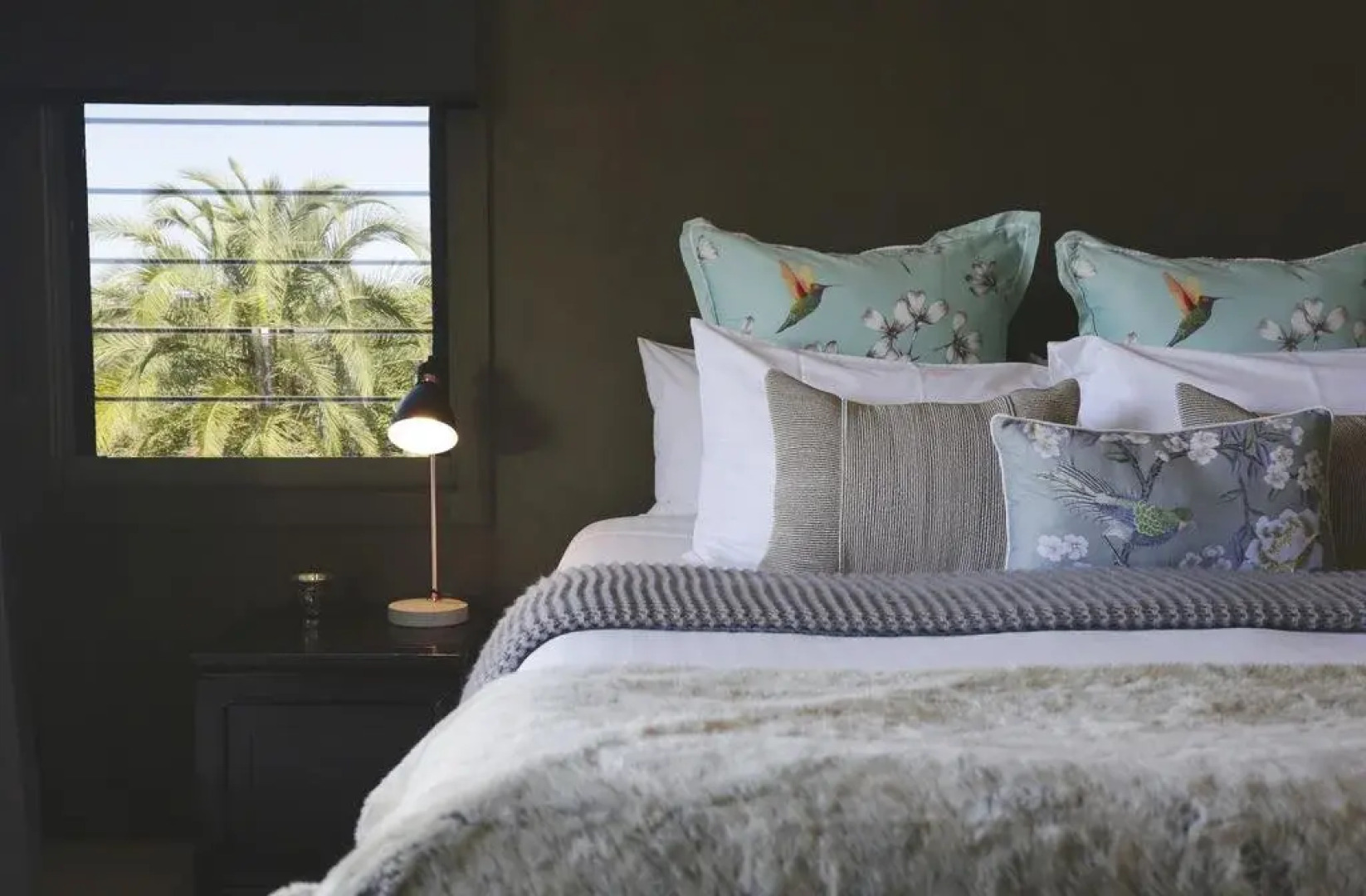 Lilies on Lovedale Estate - Heated Pool and Spa