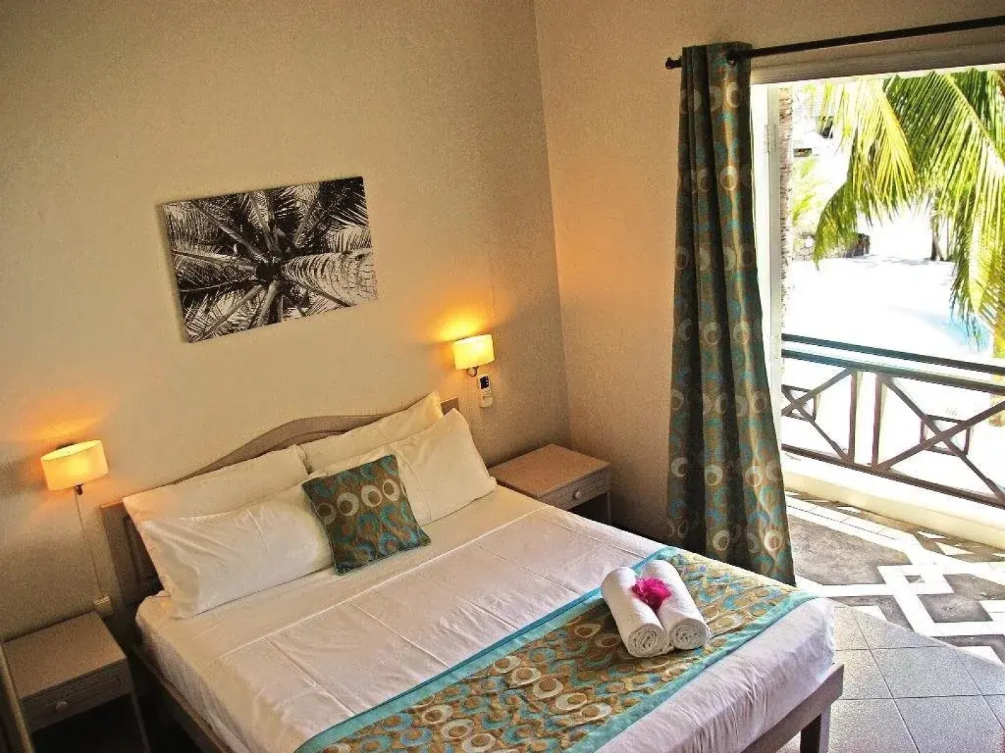 Flowers of Paradise with LOV